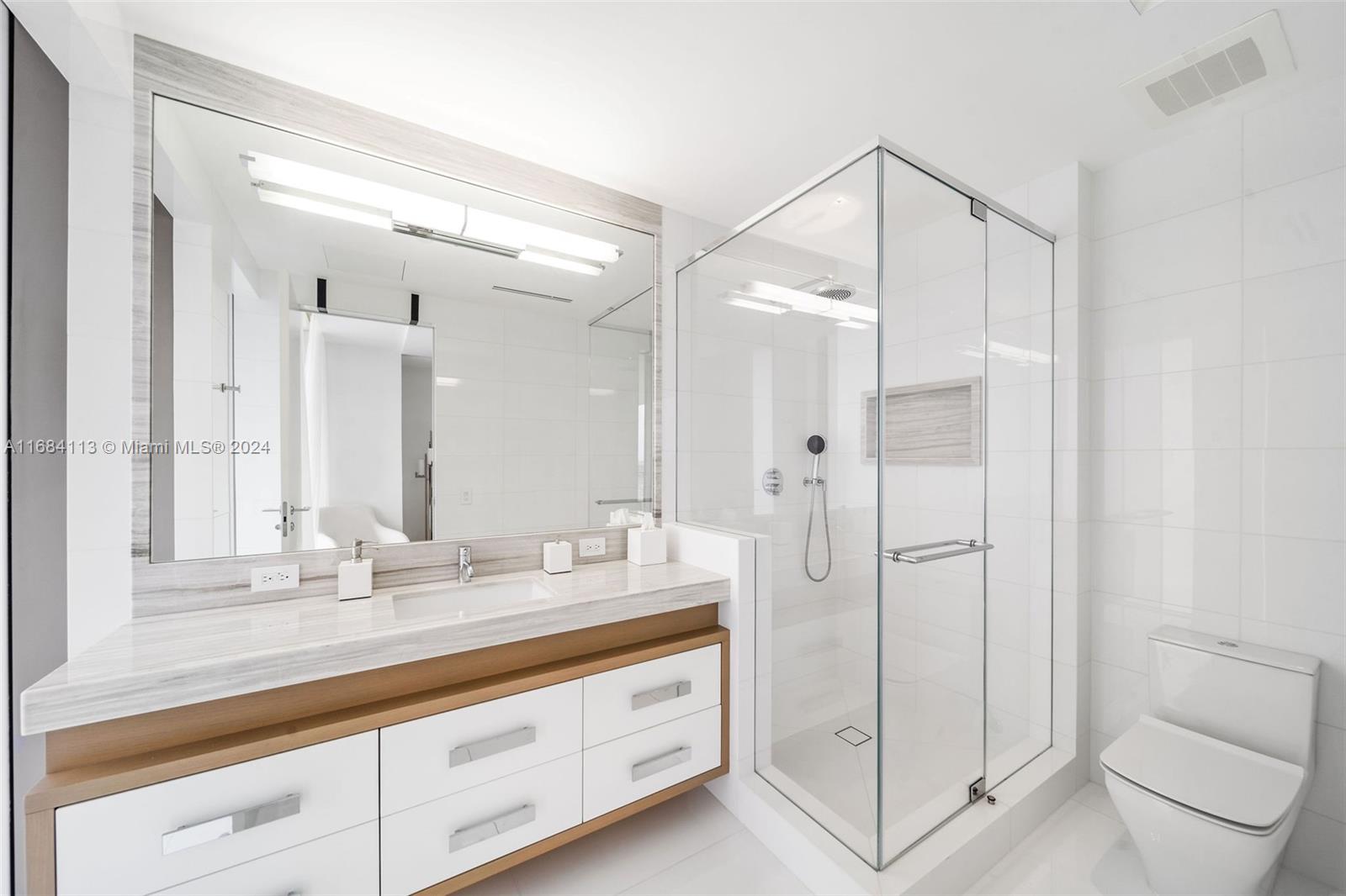 BAL HARBOUR NORTH SOUTH C - Residential