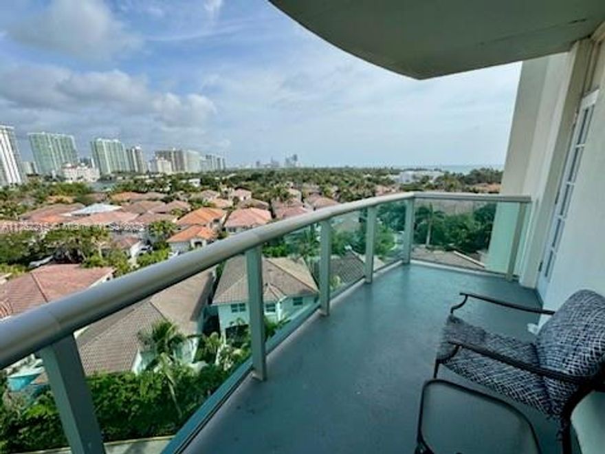 Experience luxurious living with breathtaking intracoastal views in this fully upgraded 2-bedroom, 2-bathroom unit located in the prestigious Ocean Reserve Condo. Perfectly situated in a short-term rental approved building, this property is an ideal investment opportunity or a dream home.

- Fully Upgraded: Modern finishes and upgrades throughout the unit ensure a stylish and comfortable lifestyle.
- Amenities Galore: Take advantage of fantastic building amenities, including:
  - Refreshing pool
  - State-of-the-art modern gym
  - Tennis court
  - All amenities open to owners and tenants

Additional Benefits:
- Assessment Paid in Full: No additional assessments to worry about, as the seller has paid in full.