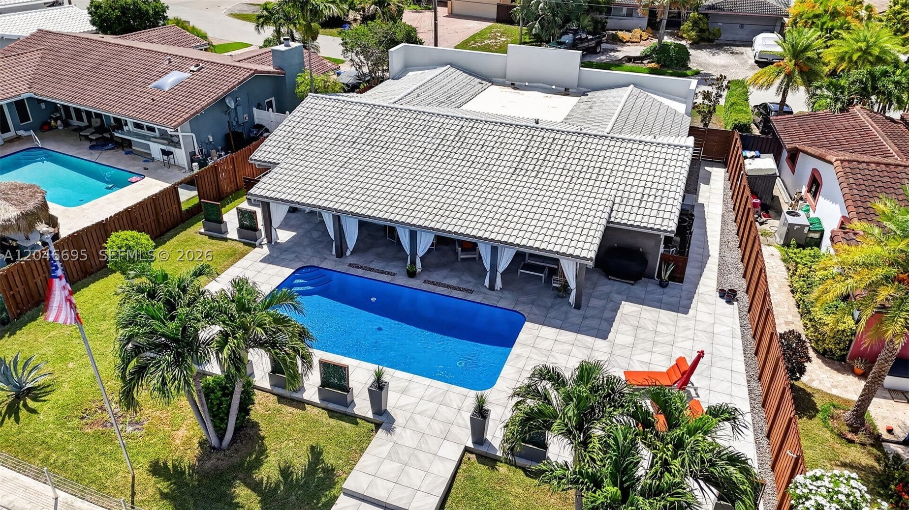 966 SE 9th Ave, Pompano Beach FL 33060