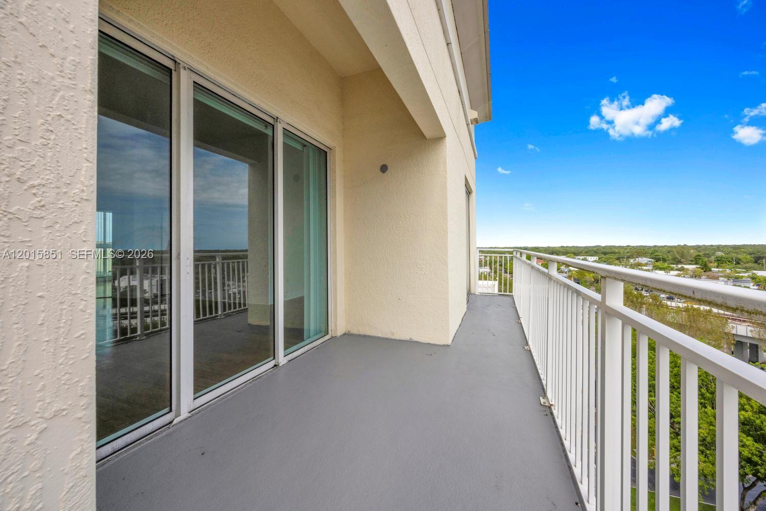 DOWNTOWN DADELAND CONDO N - Residential