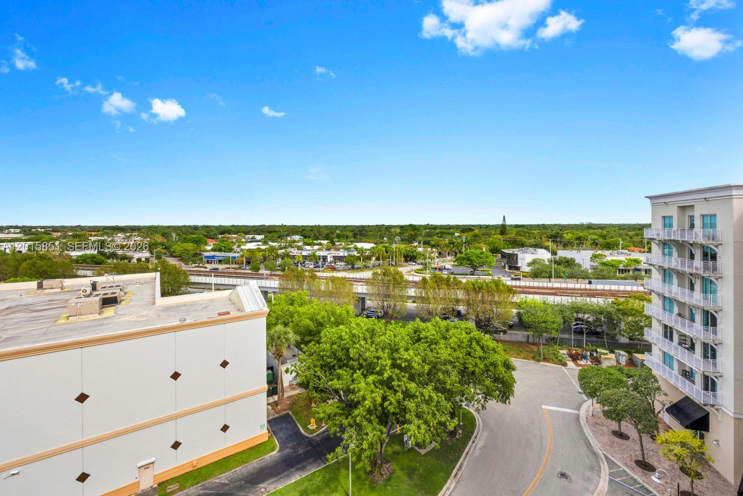 DOWNTOWN DADELAND CONDO N - Residential