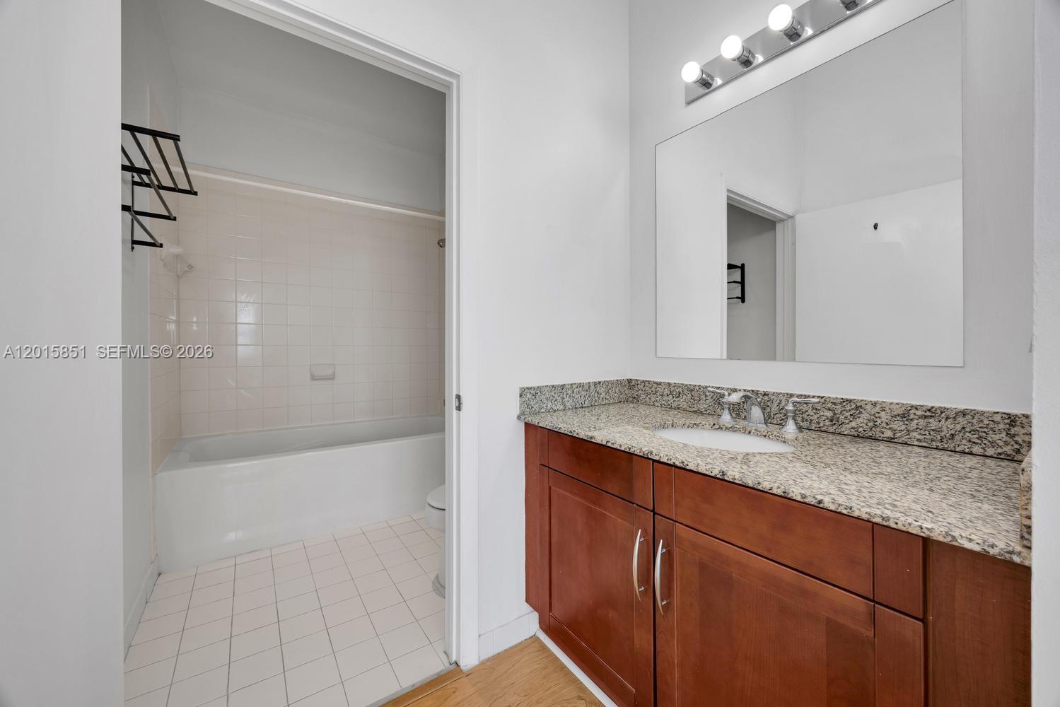 DOWNTOWN DADELAND CONDO N - Residential
