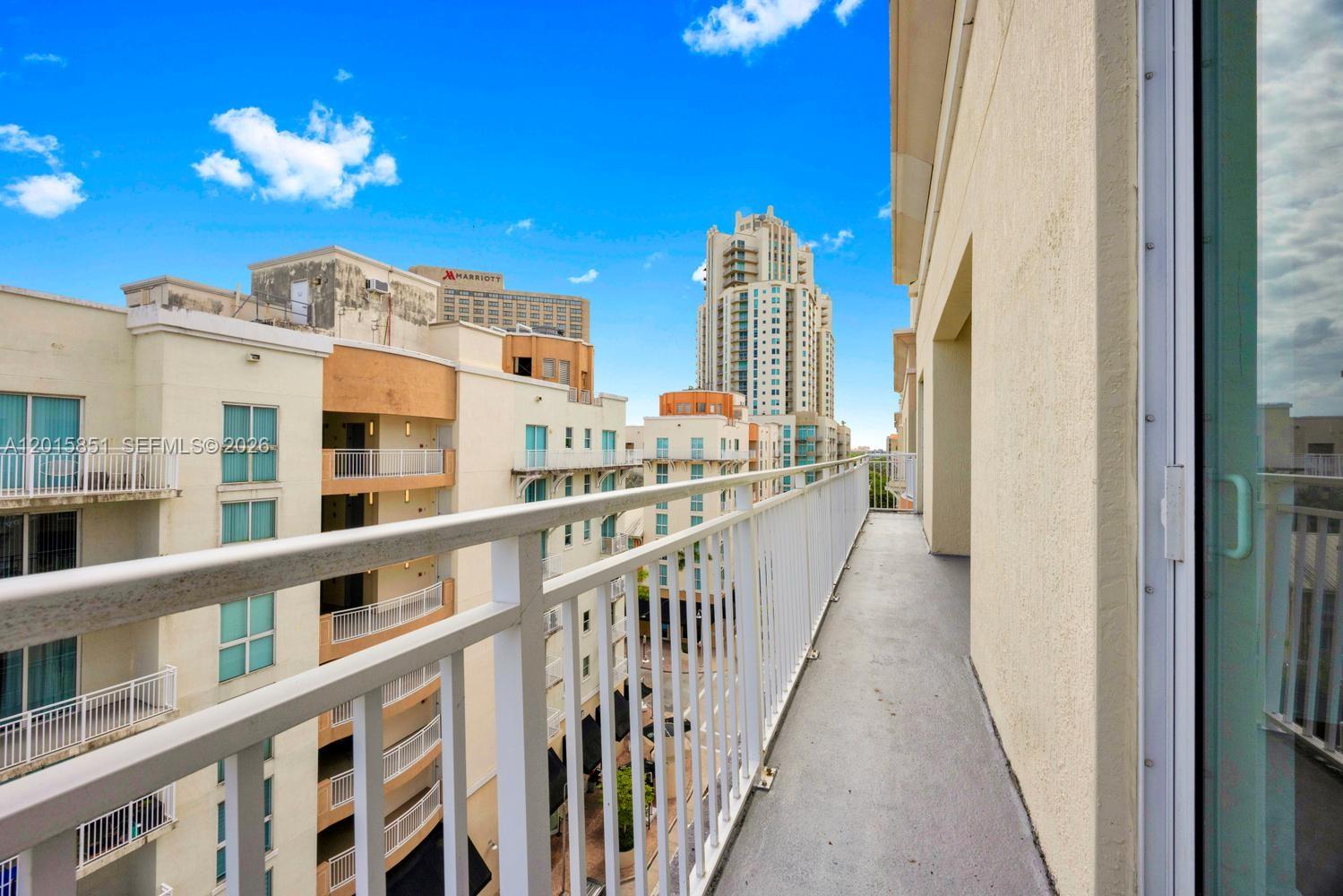 DOWNTOWN DADELAND CONDO N - Residential