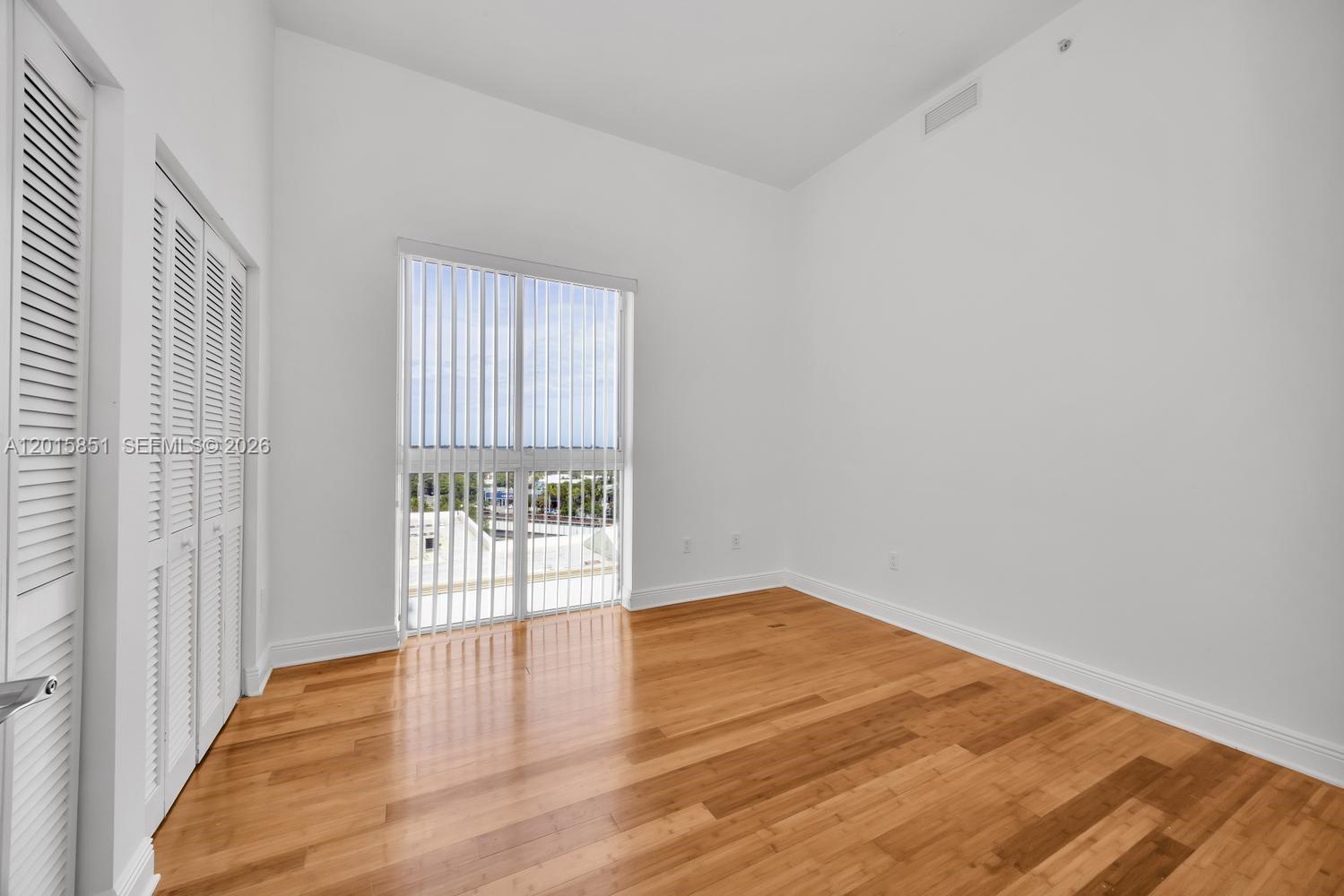 DOWNTOWN DADELAND CONDO N - Residential