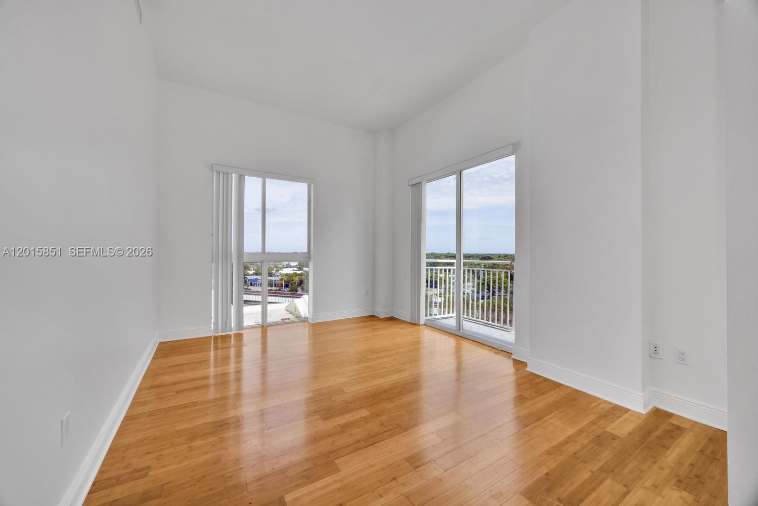 DOWNTOWN DADELAND CONDO N - Residential
