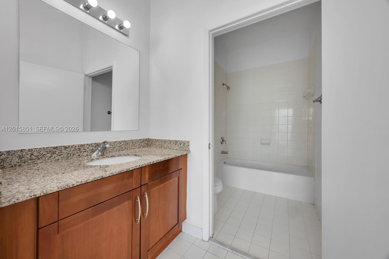DOWNTOWN DADELAND CONDO N - Residential
