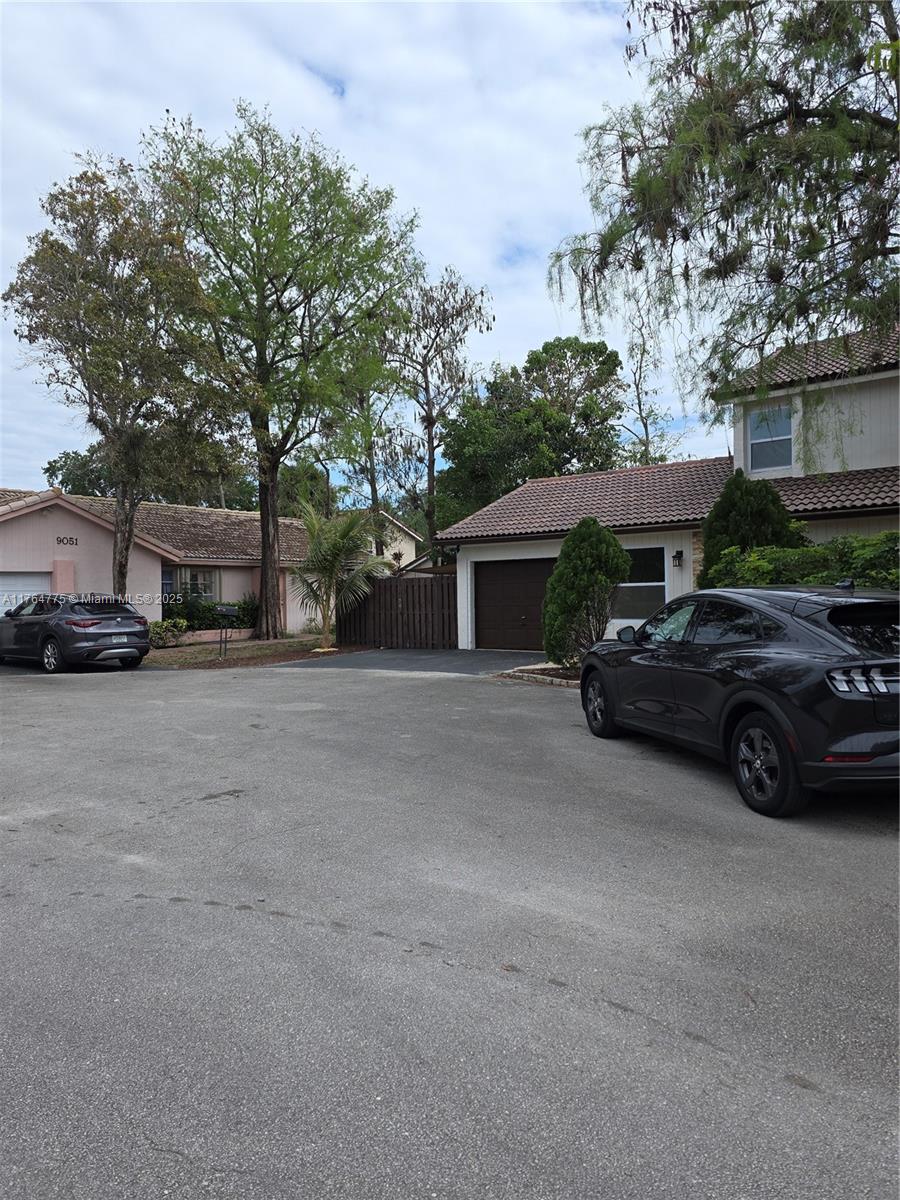RAMBLEWOOD SOUTH - Residential