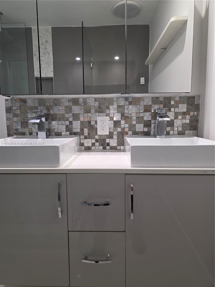 RAMBLEWOOD SOUTH - Residential