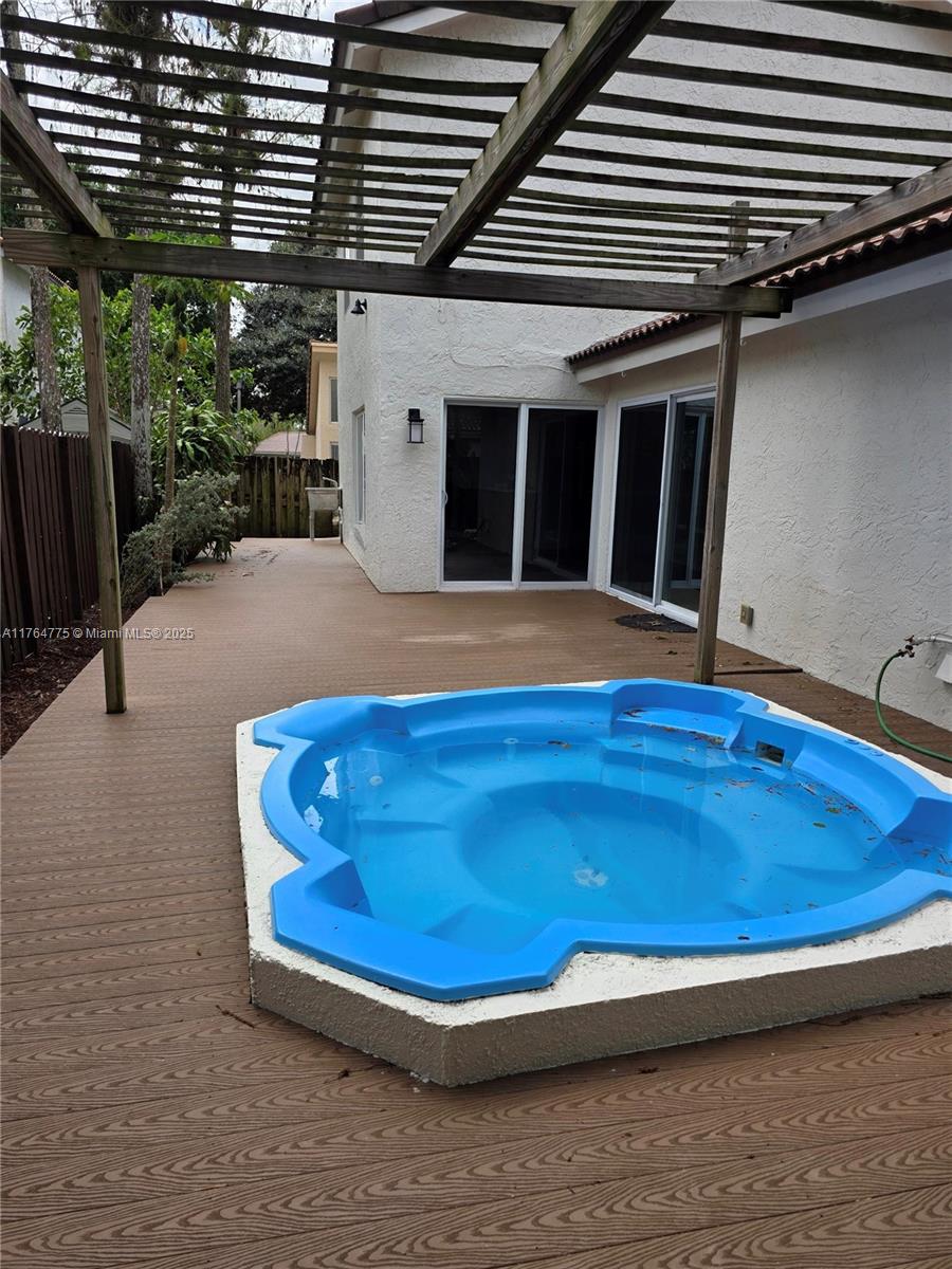 RAMBLEWOOD SOUTH - Residential