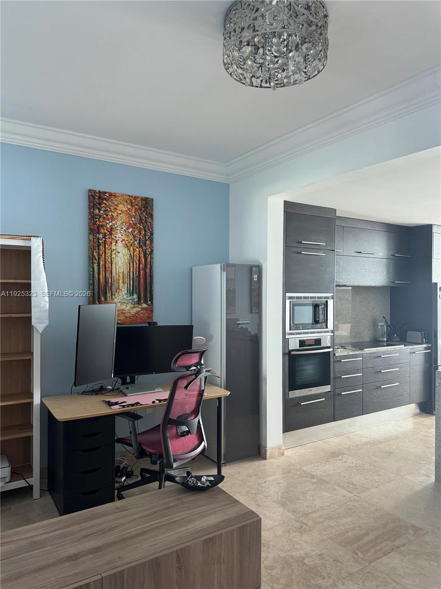 900 BISCAYNE BAY CONDO - Residential Lease