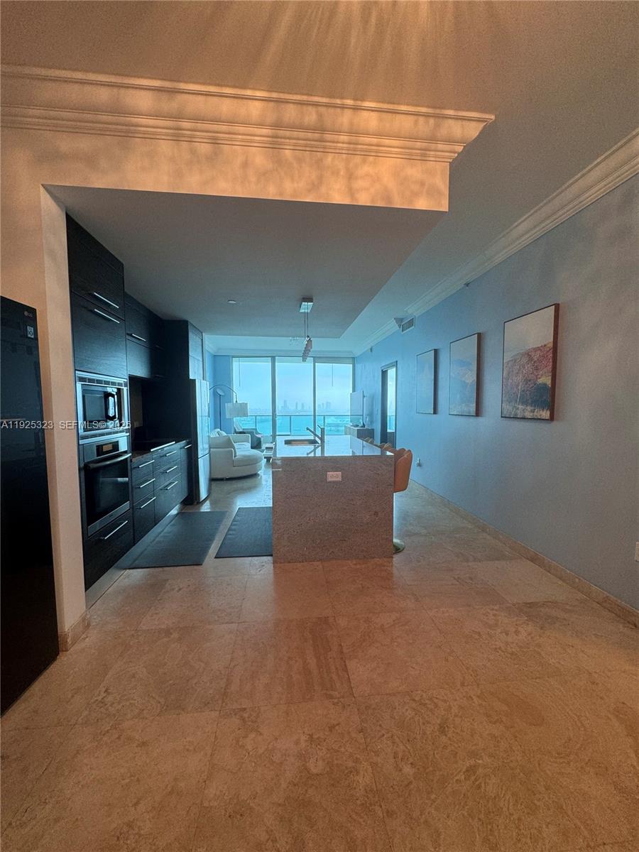 900 BISCAYNE BAY CONDO - Residential Lease