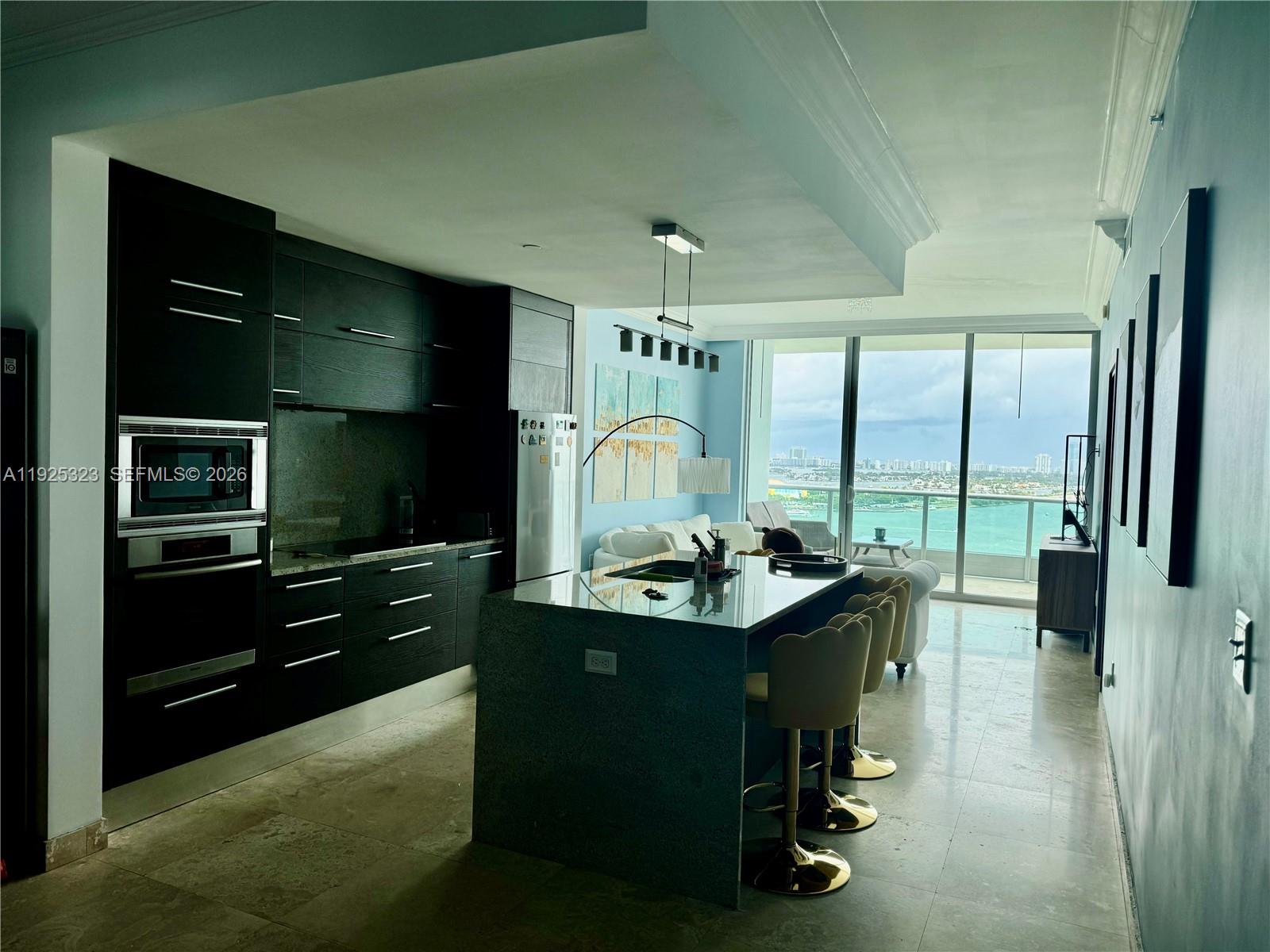 900 BISCAYNE BAY CONDO - Residential Lease