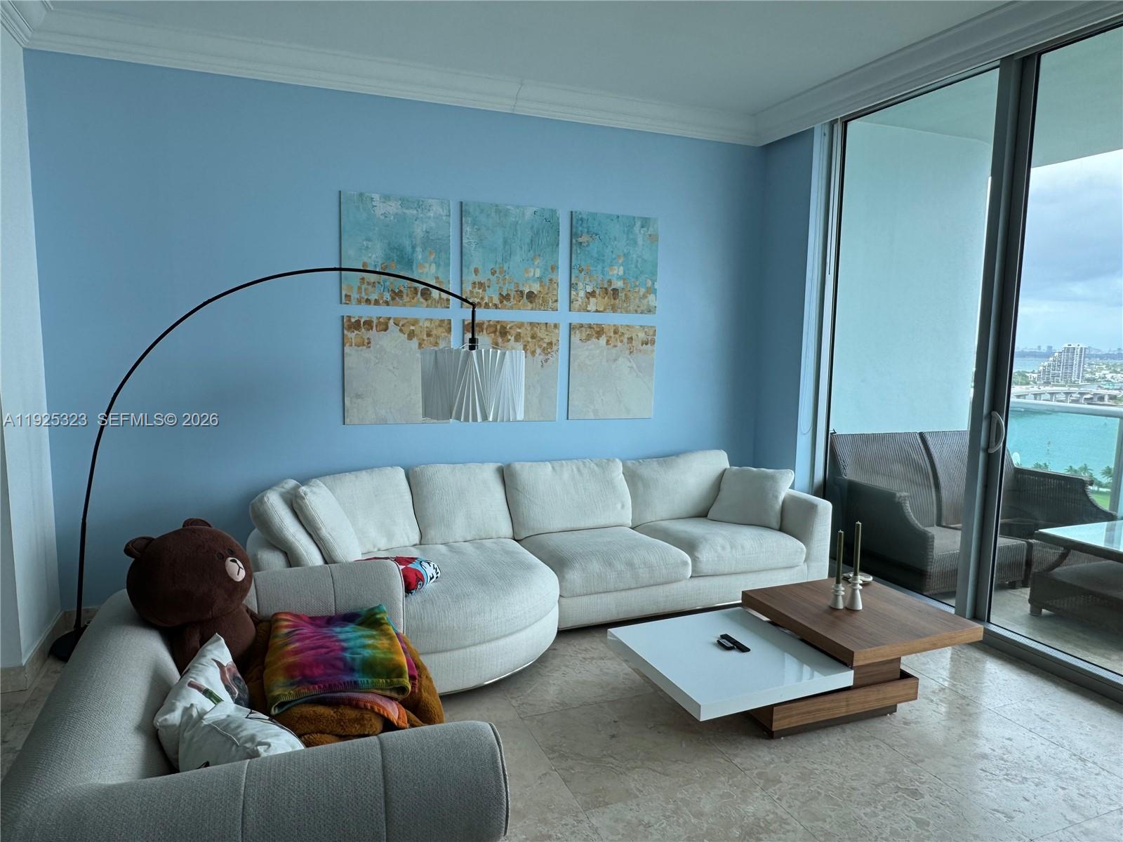 900 BISCAYNE BAY CONDO - Residential Lease
