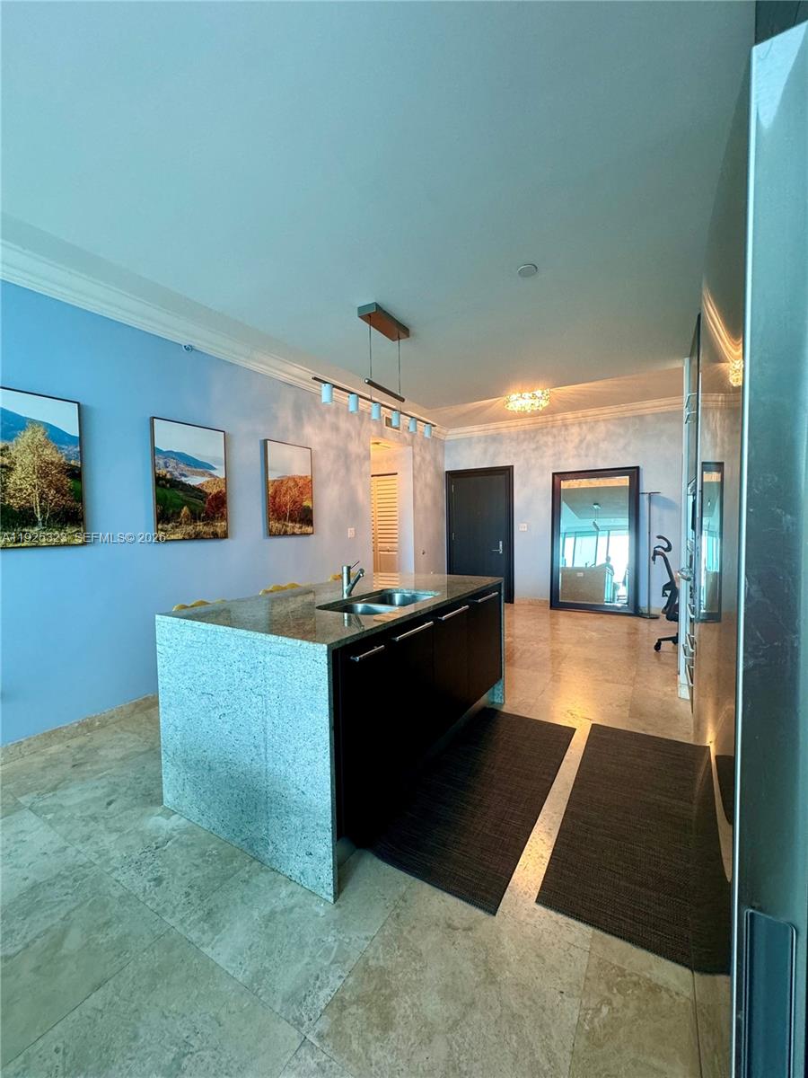 900 BISCAYNE BAY CONDO - Residential Lease