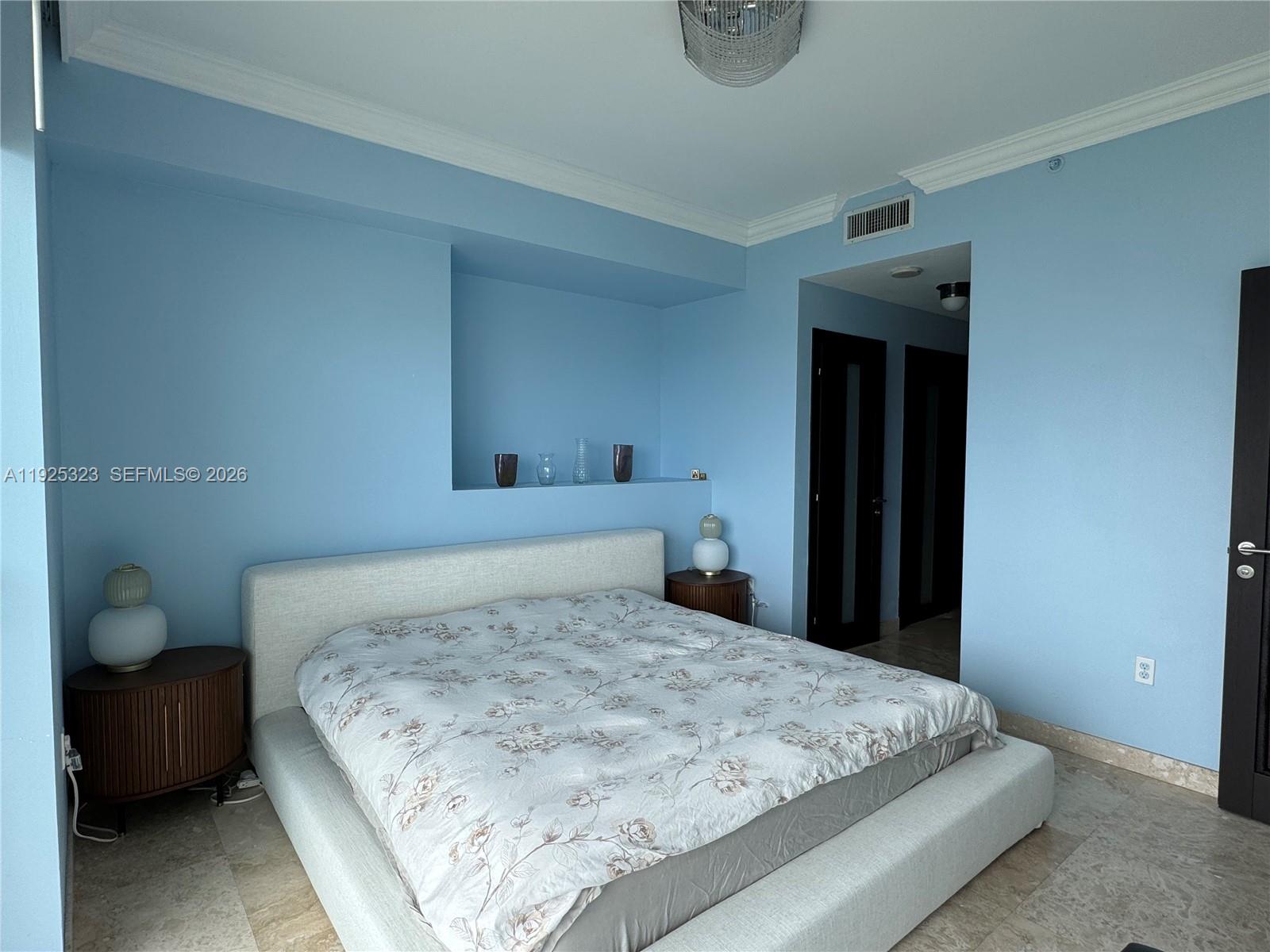 900 BISCAYNE BAY CONDO - Residential Lease