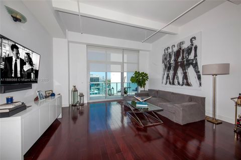 201 AQUA AV 1004 Miami Beach FL 33141