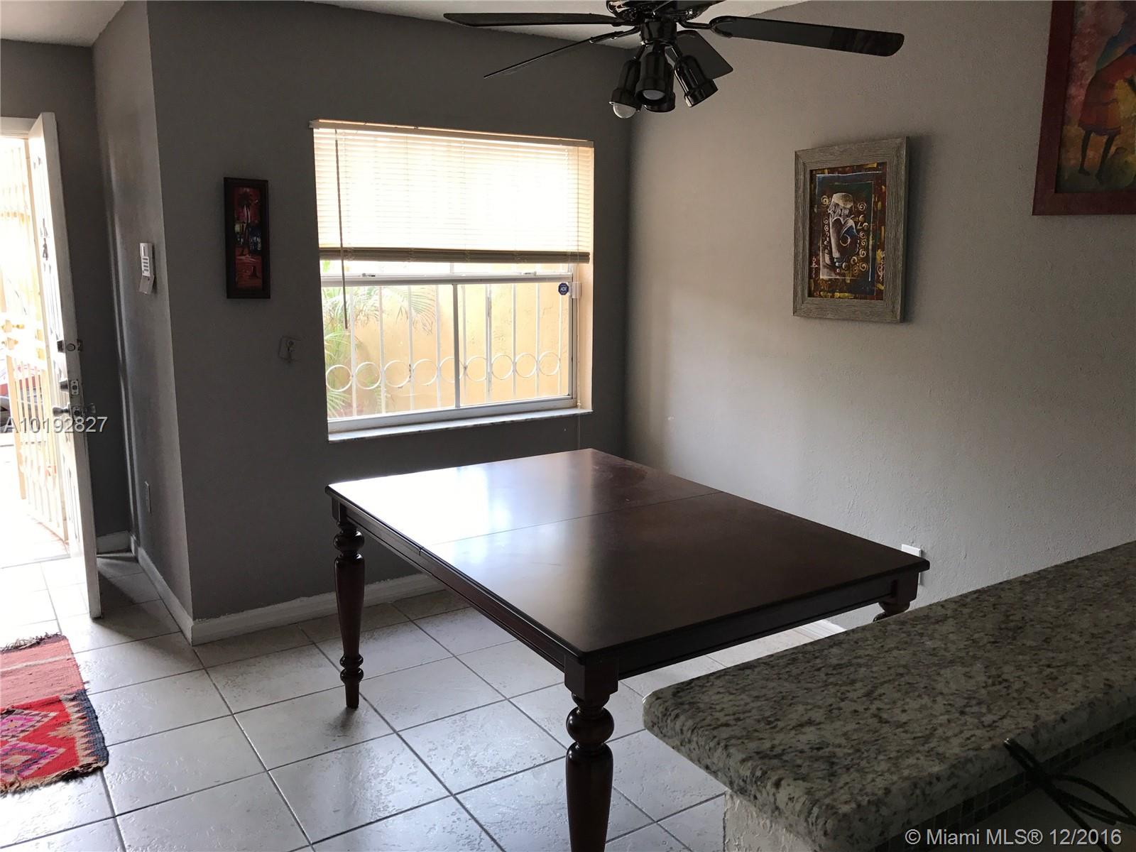 Gables II Twnhms Condo - Residential Lease