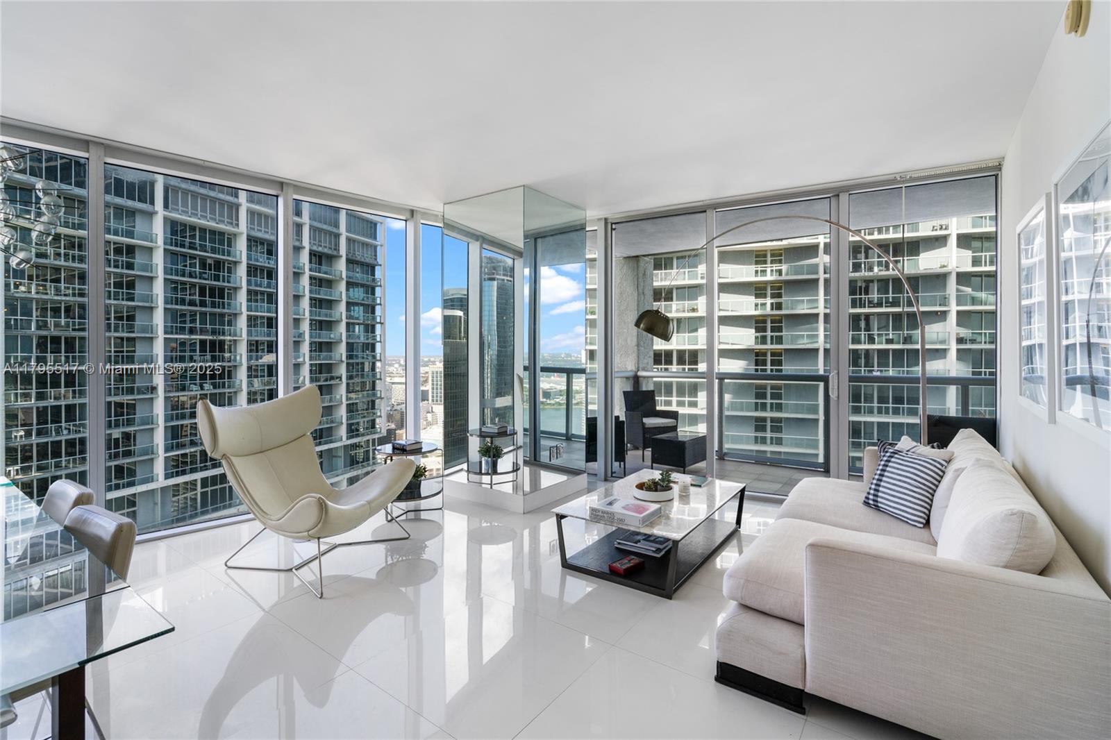 495 Brickell Ave 4510