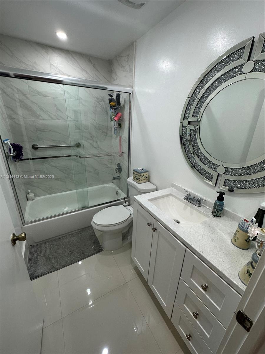 FOUNTAIN PK VILLAGE HOMES - Residential Lease