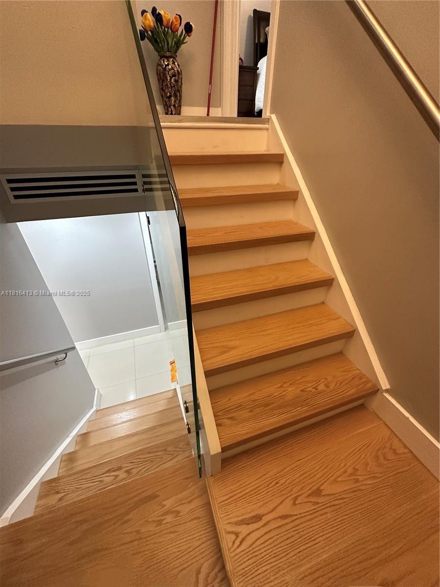 FOUNTAIN PK VILLAGE HOMES - Residential Lease