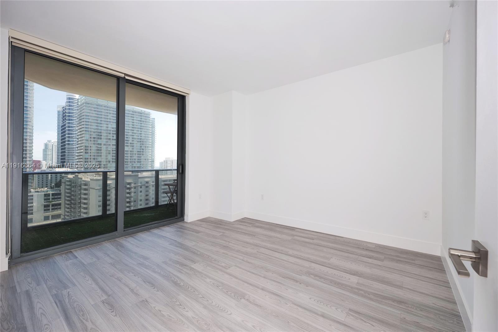 BRICKELL HEIGHTS EAST CON - Residential