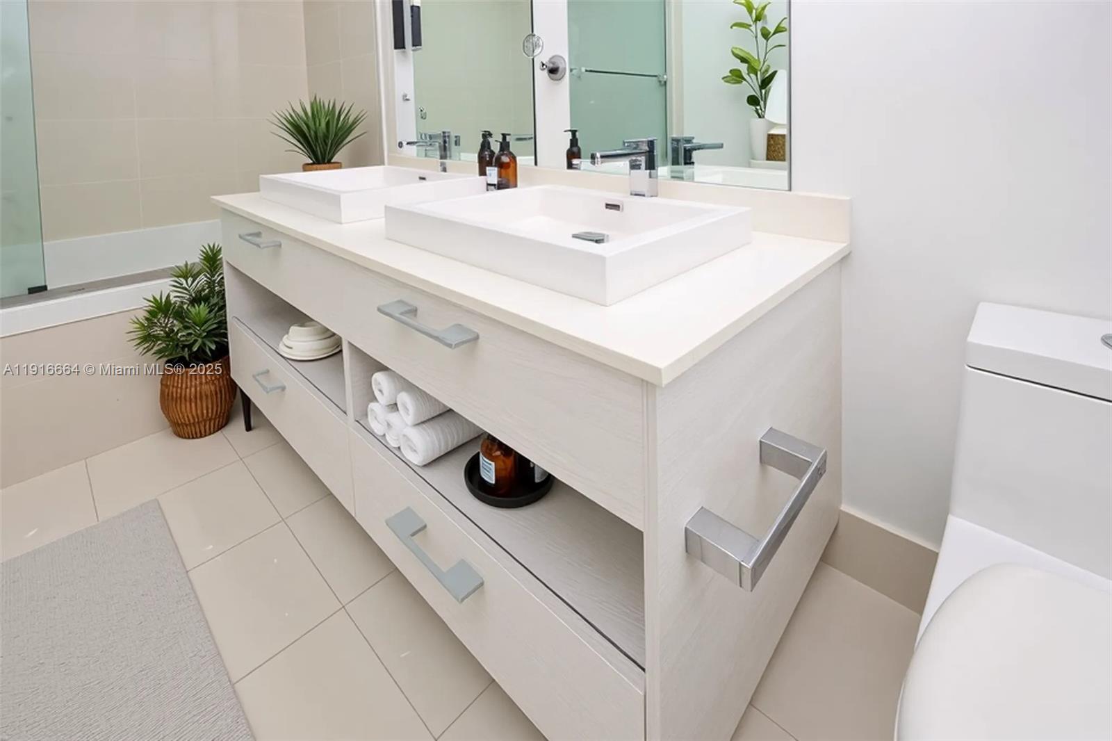 BRICKELL HEIGHTS EAST CON - Residential