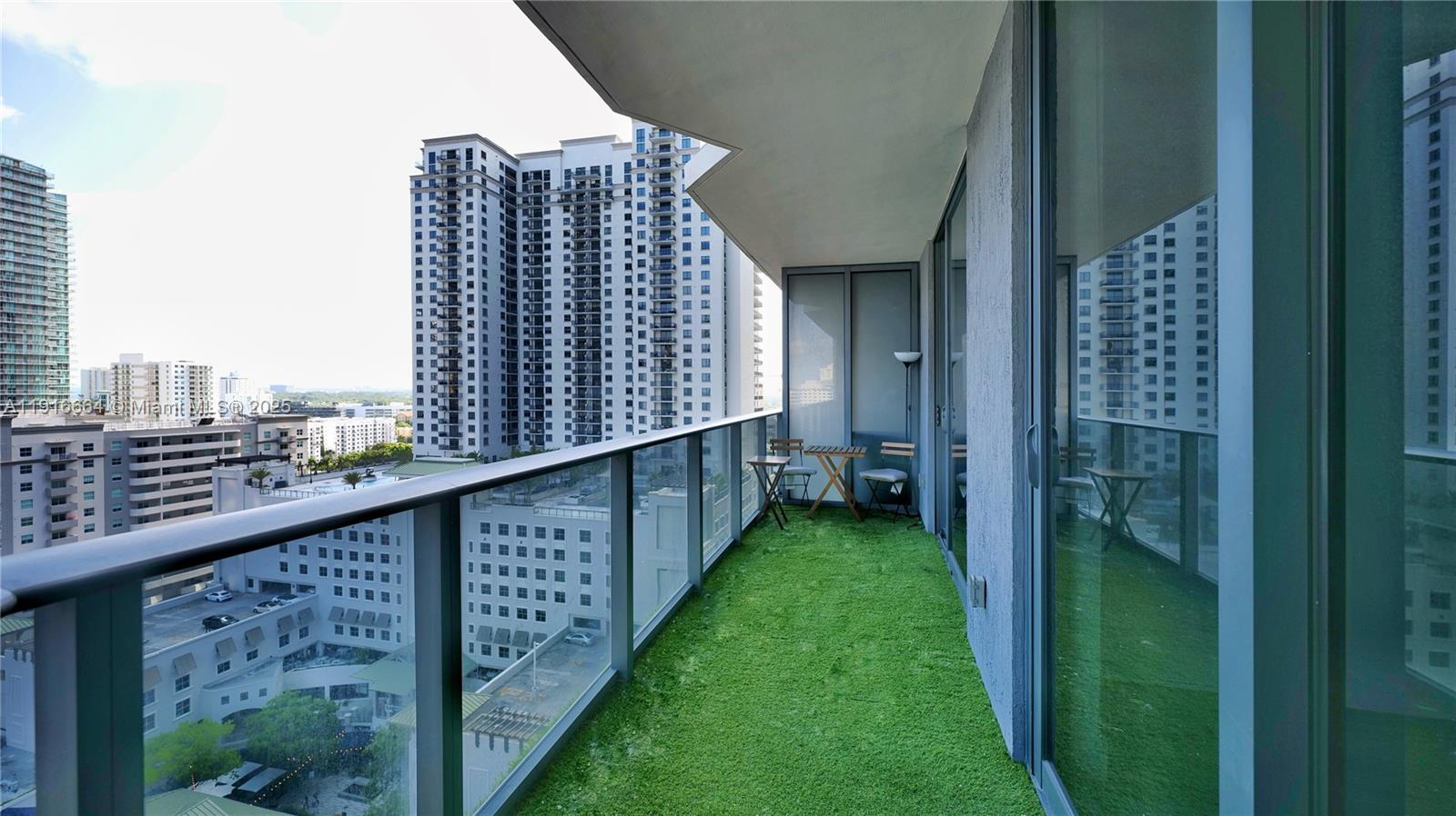 BRICKELL HEIGHTS EAST CON - Residential