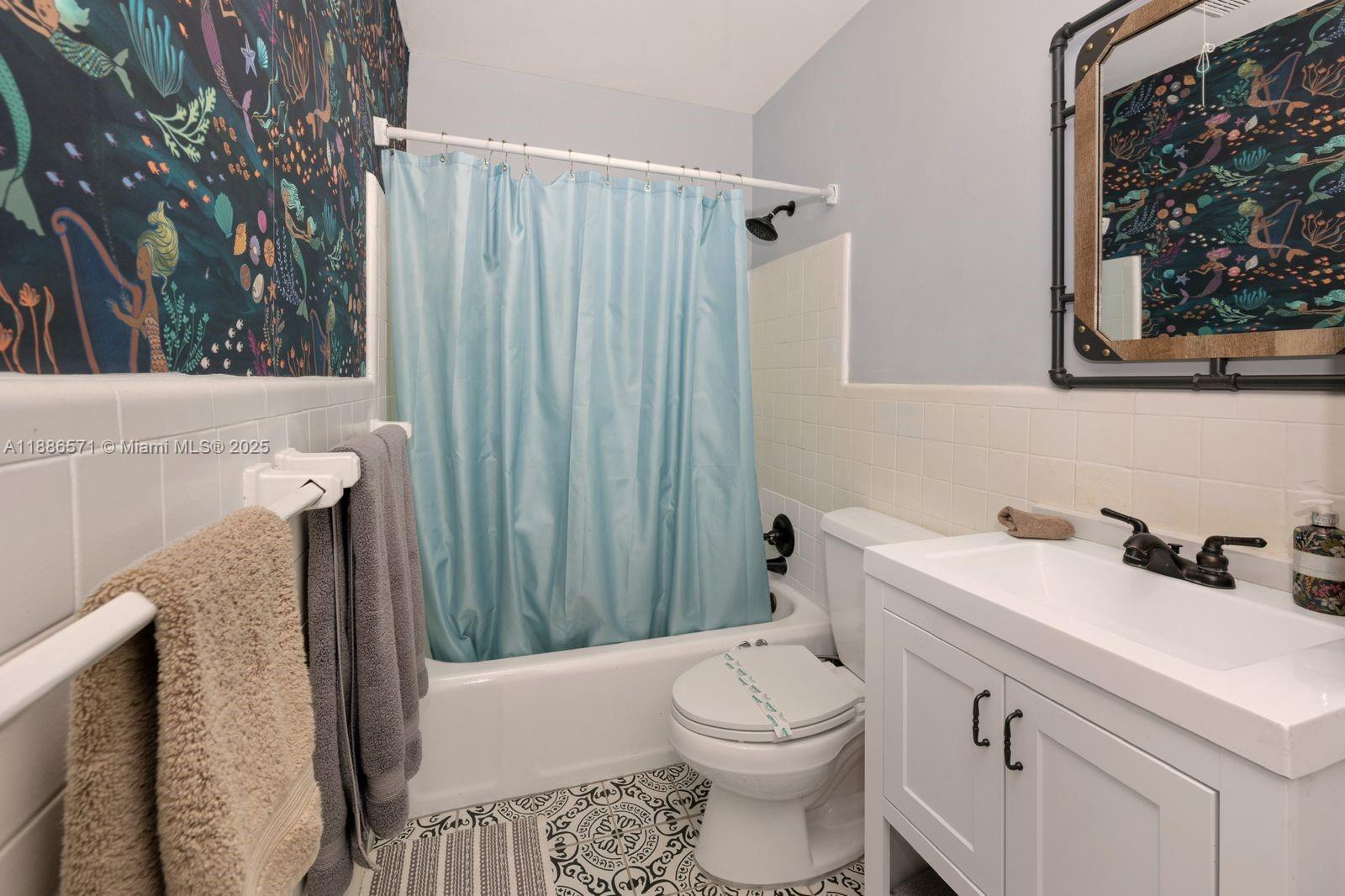 HOLLYWOOD SOUTH SIDE ADD - Residential Lease