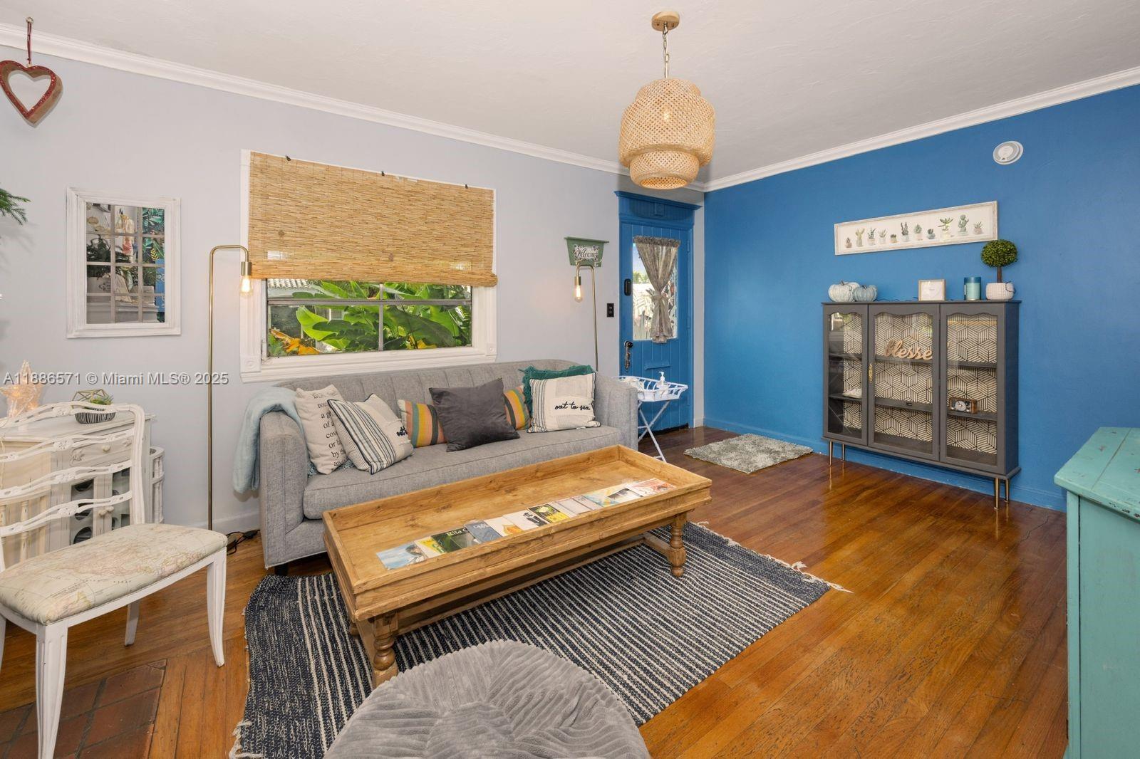 HOLLYWOOD SOUTH SIDE ADD - Residential Lease