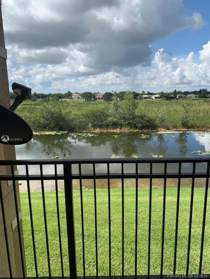 Large one bed one bath floor plan located on the quiet side of Marquesa. Bathroom has a roman tub/shower and ample sink counter space. Bedroom and balcony has calm views of the canal as well as new carpet and new AC. 1 assigned parking spot closet to building. Plenty of guest parking.