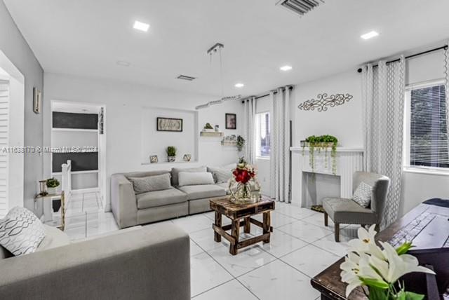 LITTLE RIVER FARMS - Residential