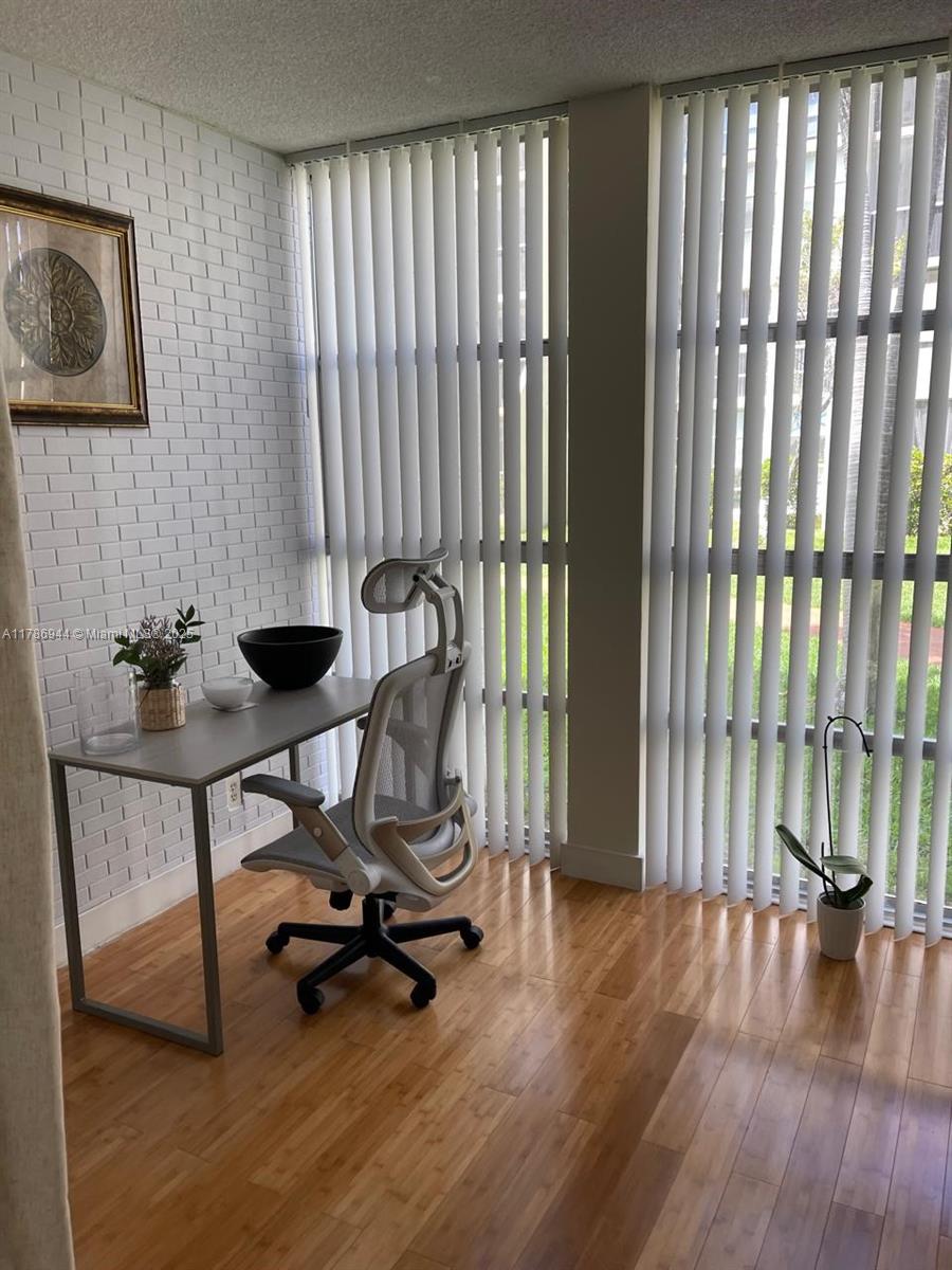 DESOTO PARK CONDO - Residential