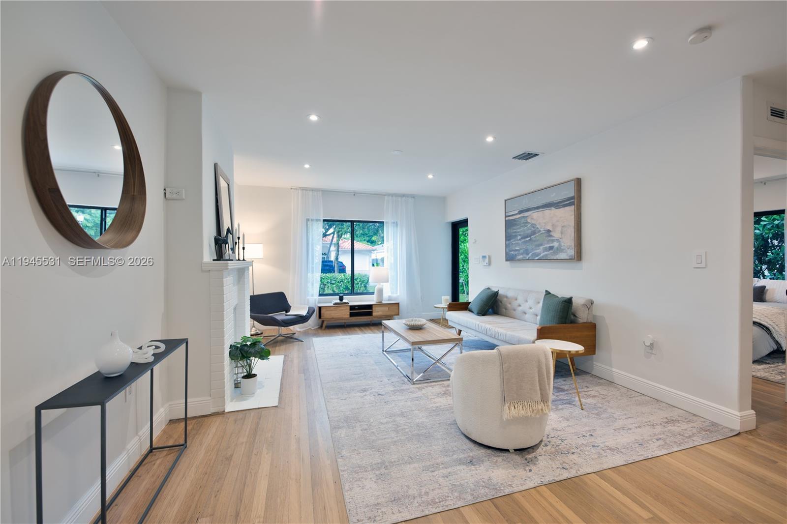 SHERWOOD FOREST - Residential