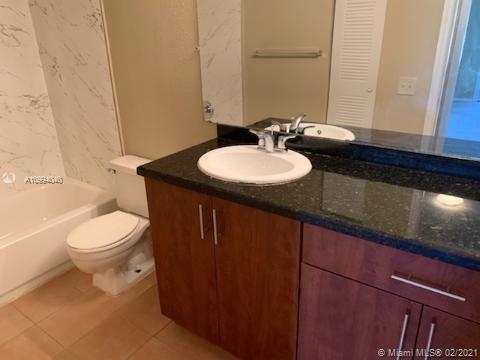 ISLES AT LAGO MAR CONDO - Residential Lease