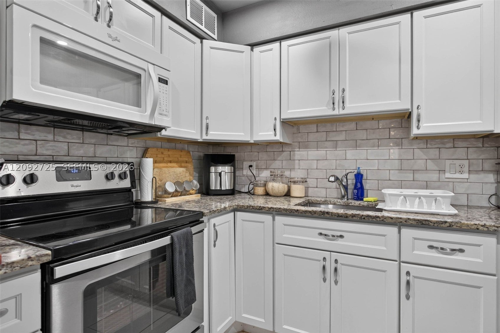 501 SE 8th St 204