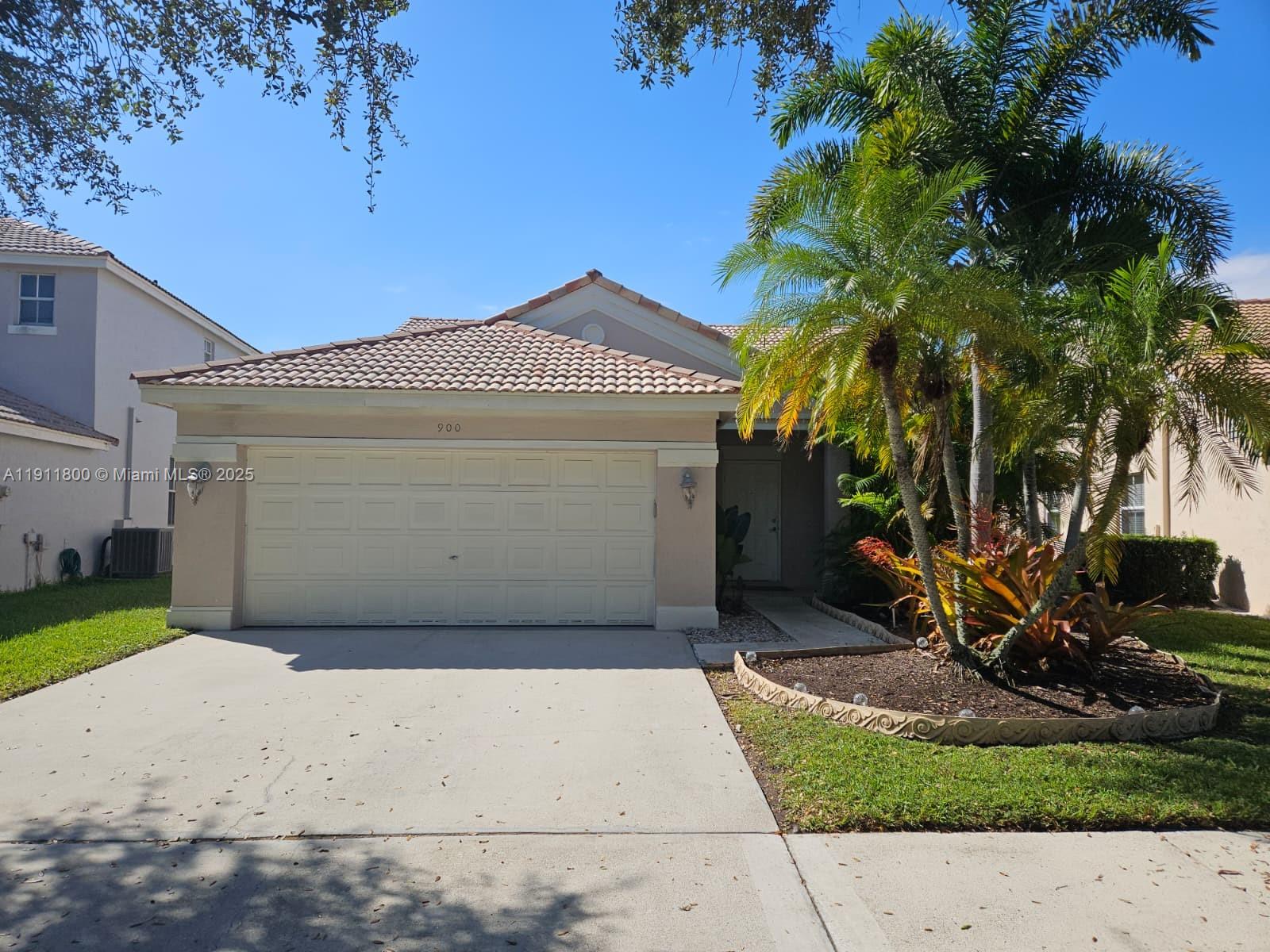 SAVANNAH FALLS - Residential Lease