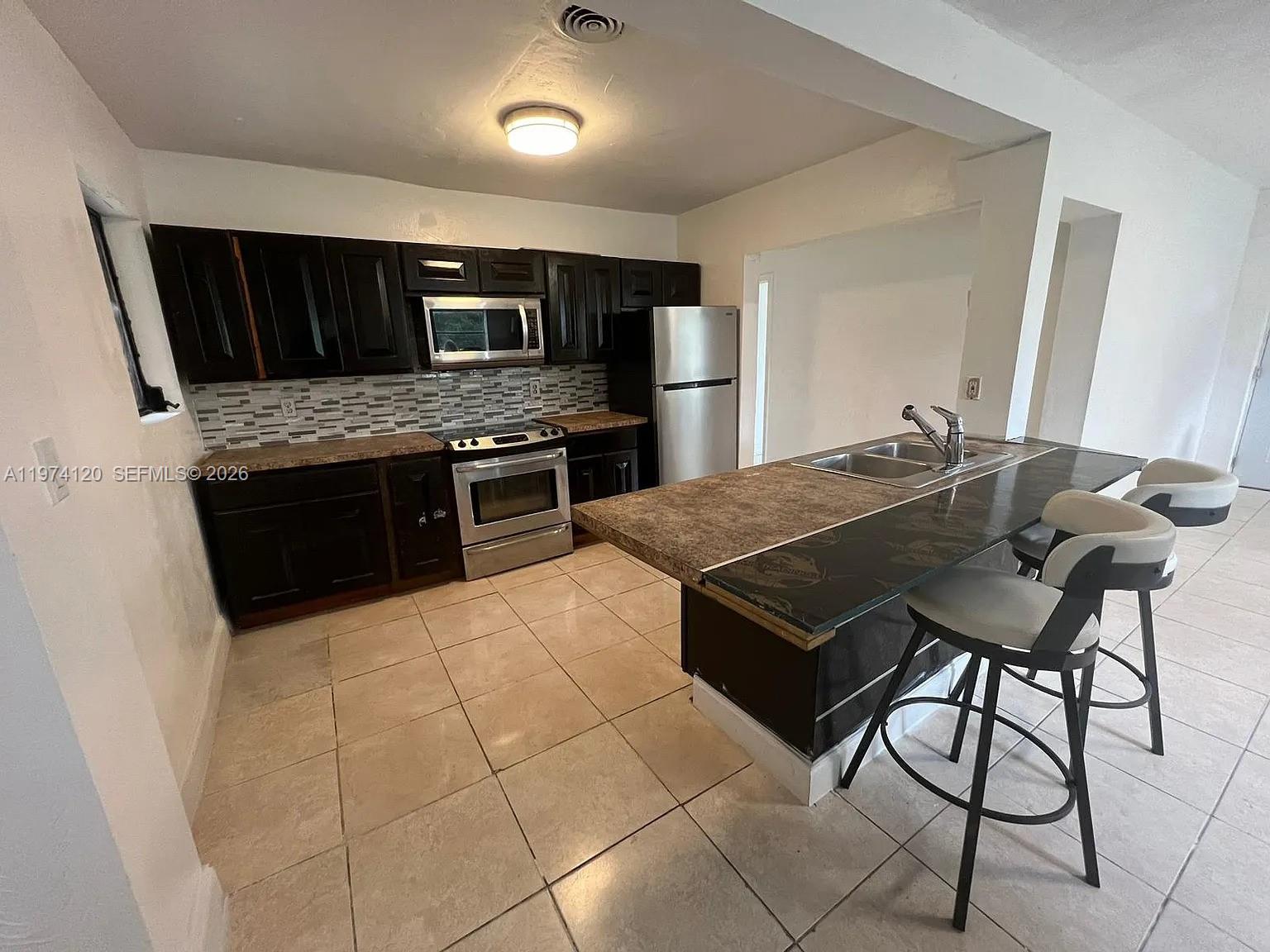 Claridge House Associaton - Residential