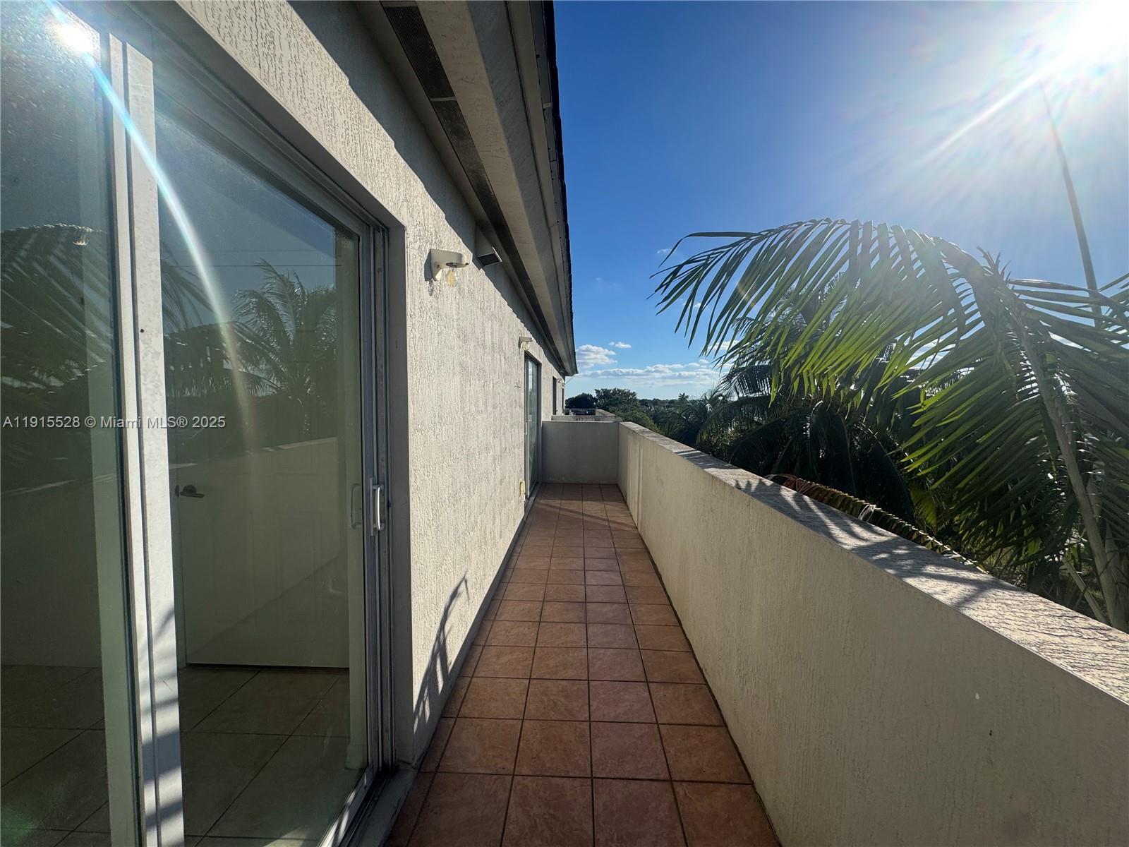 UNIVERSITY TRAIL CONDO - Residential Lease