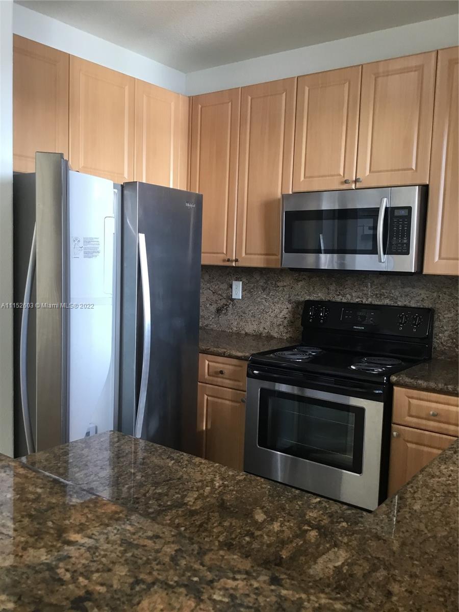 SHOMA TOWNHOMES AT KEYSCO - Residential Lease