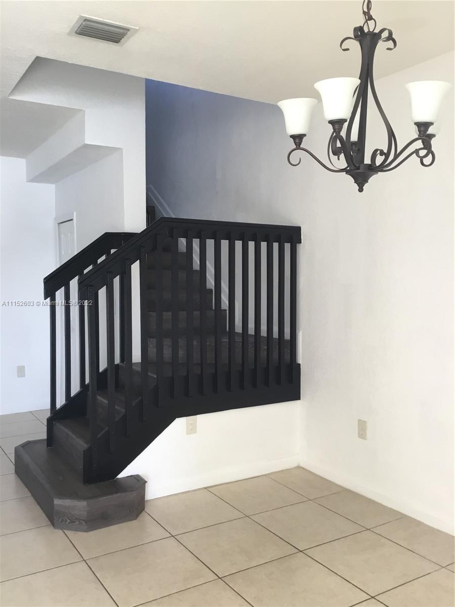 SHOMA TOWNHOMES AT KEYSCO - Residential Lease