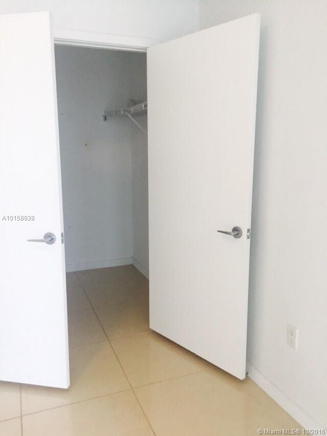 Axis/Brickell 02 Condo - Residential Lease