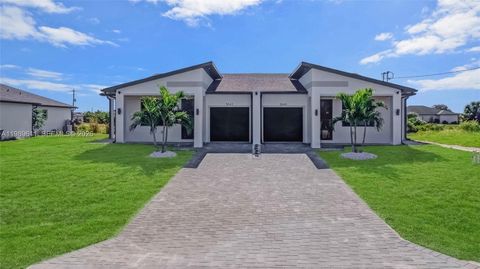 5043/5045 Benton ST Lehigh Acres FL 33971