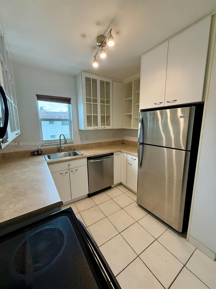 SOUTHDALE CONDO - Residential Lease