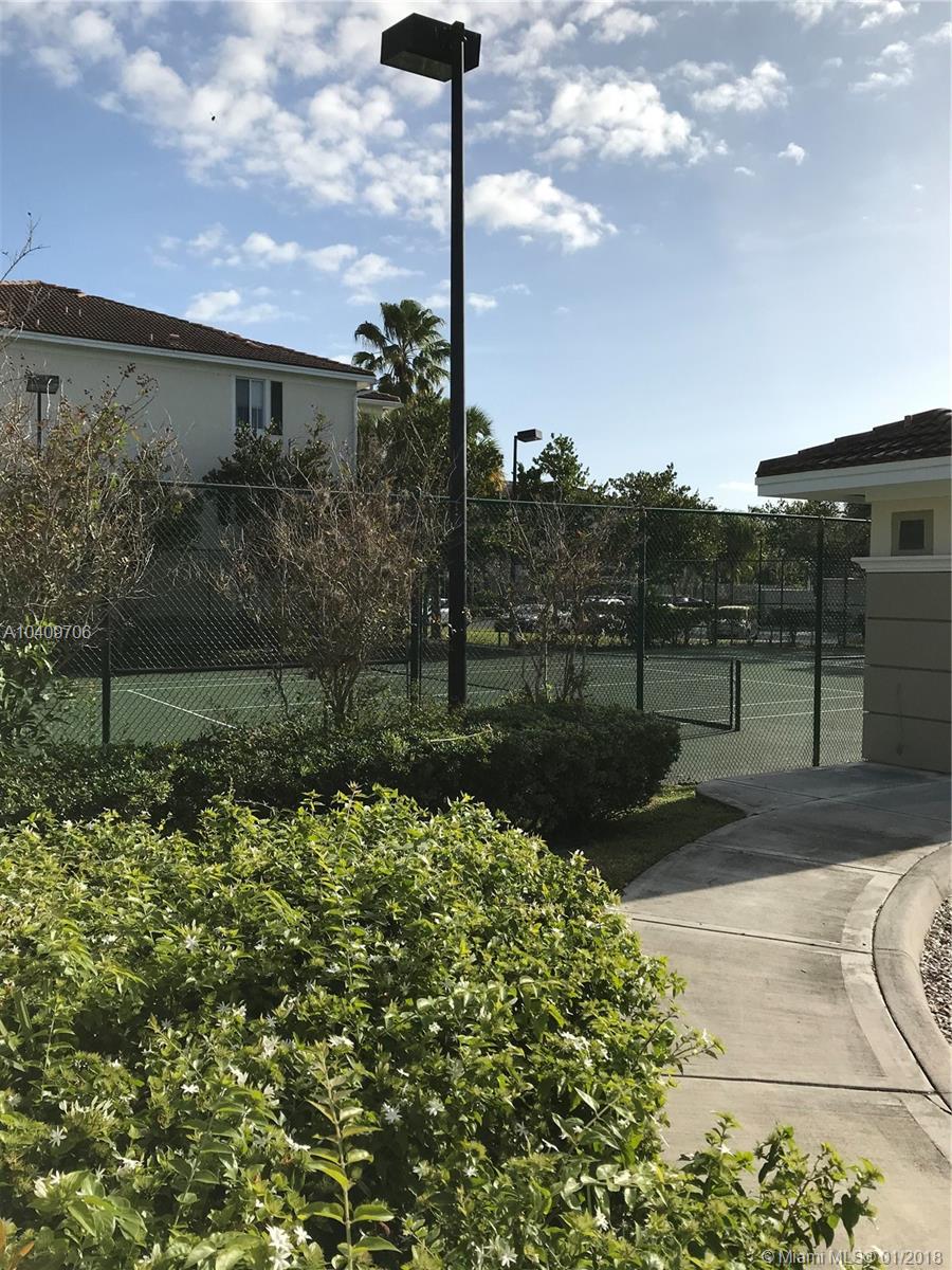 PALMS POINT(THE)CONDO - Residential