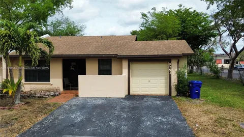9291 E Fern Ln, Miramar, FL 33025 - MLS#: A11778649