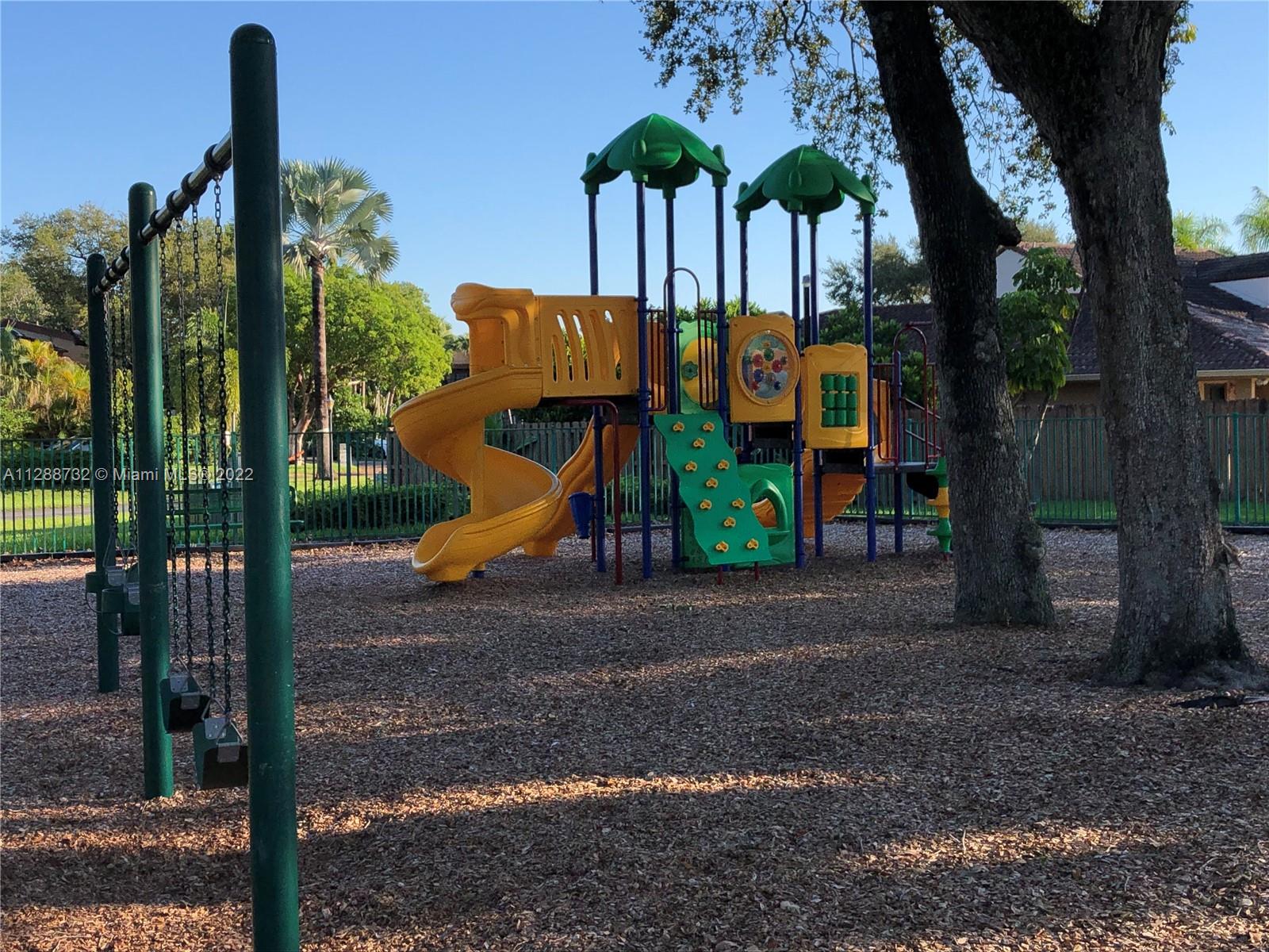 CHESTNUT - Residential