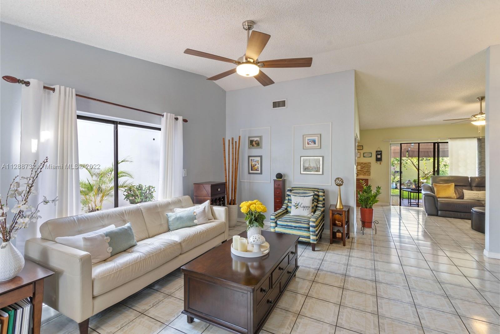 CHESTNUT - Residential