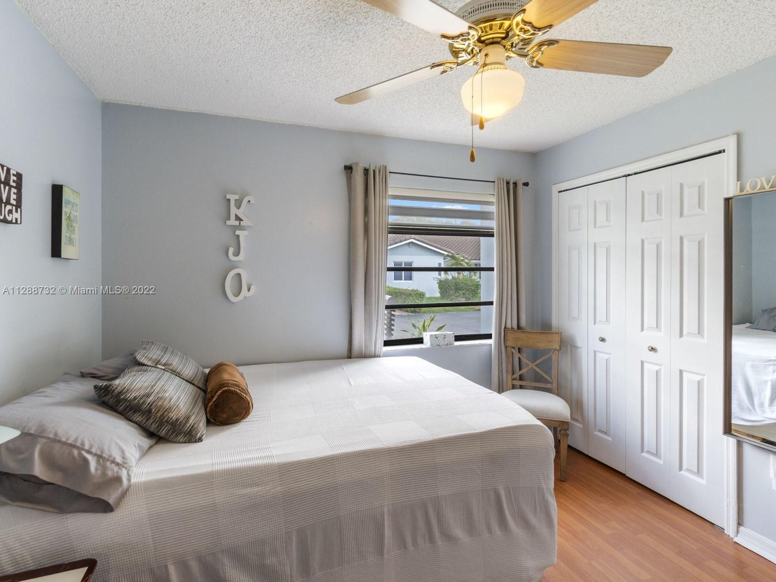 CHESTNUT - Residential