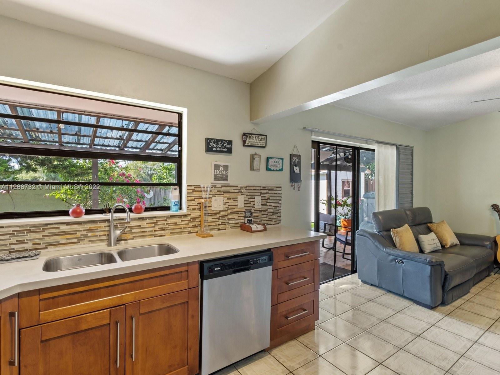 CHESTNUT - Residential