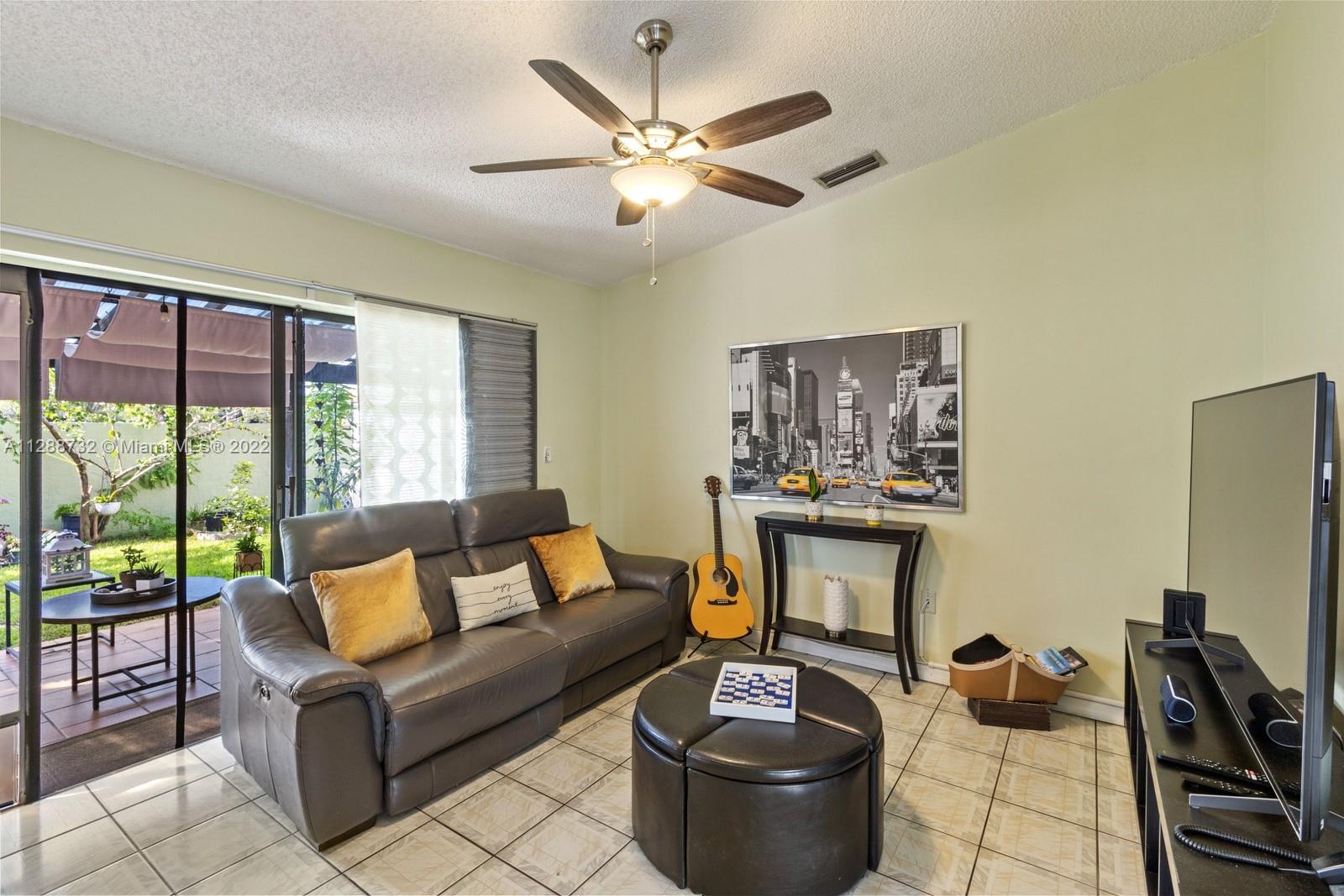 CHESTNUT - Residential